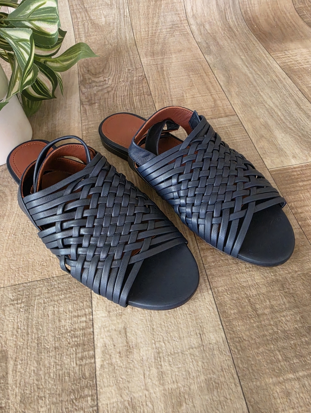 Loro Piana Blue Woven Leather Kristin Flat Sandals Size 38 - Picture 10 of 16